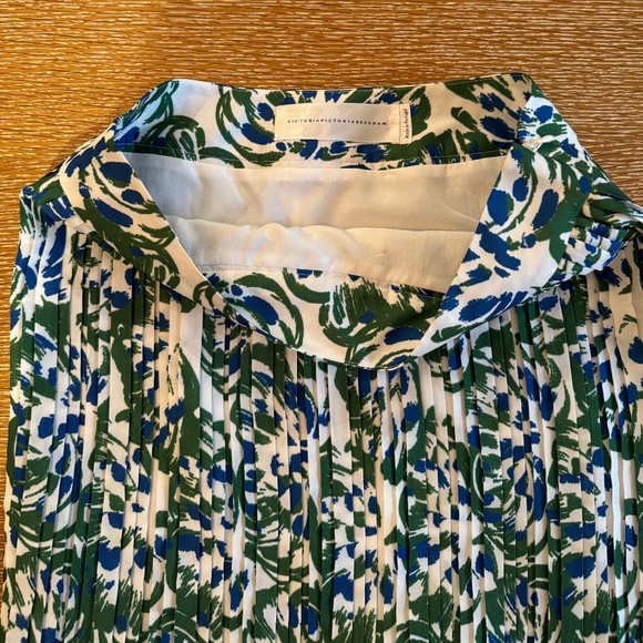 VICTORIA BECKHAM Blue and Green Abstract Floral Midi Skirt, Size 0 US, UK Size 4 - Picture 2 of 3